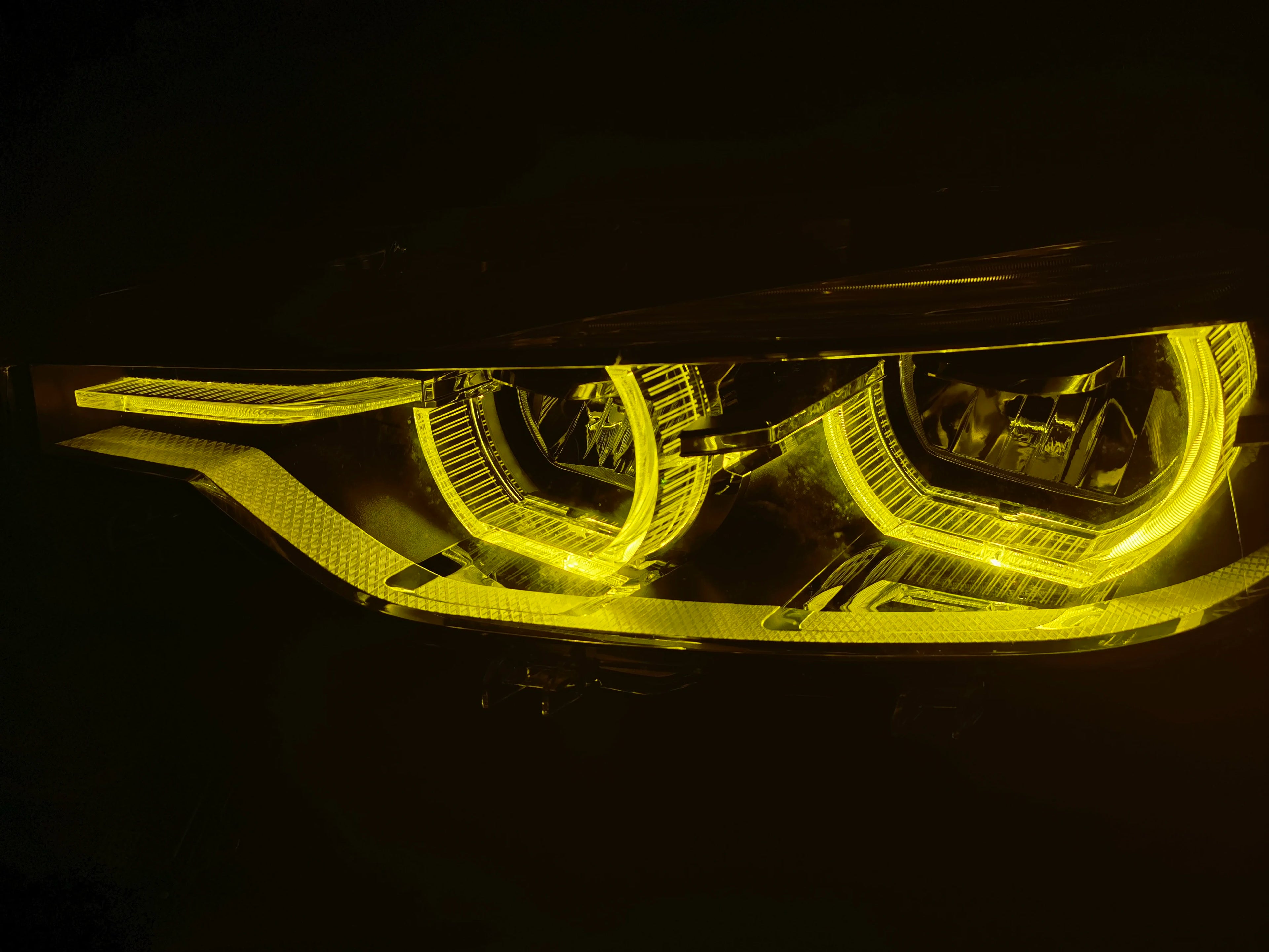 New Yellow Angel Eyes DRL Control Module Unit 7419615 for 3 Series F30/F31 12V LED Headlight Direct Replacement 2016-2018